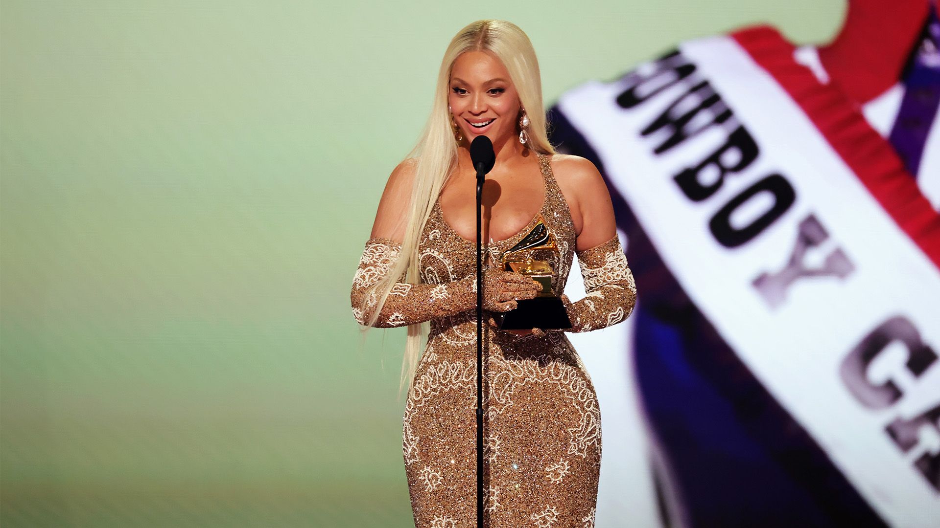 后辈的深远 后辈的深远