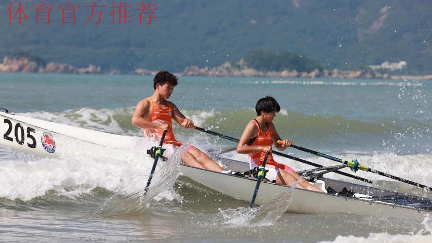 国家海岸赛艇队劈波斩浪划向洛杉矶 国家海岸赛艇队劈波斩浪划向洛杉矶